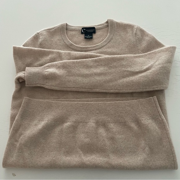 Bloomingdale’s Cashmere sweater - Picture 2 of 11